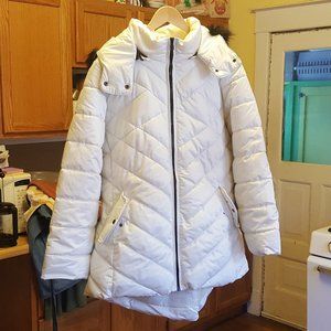 white puffer jacket with detachable hood 14/16